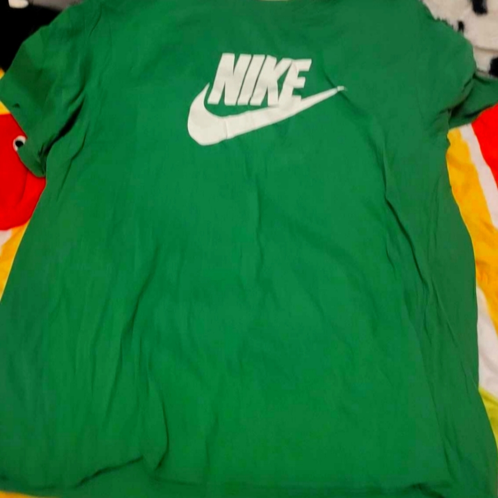 Green nike tshirt
